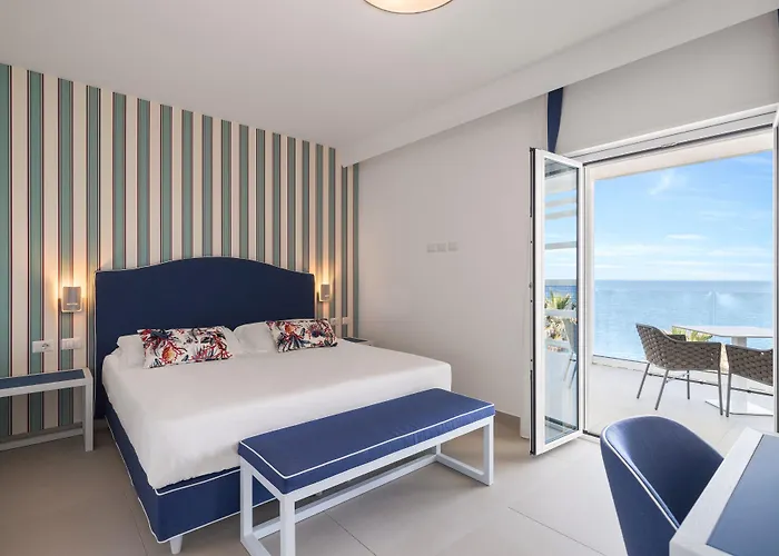 Seaside Hotel